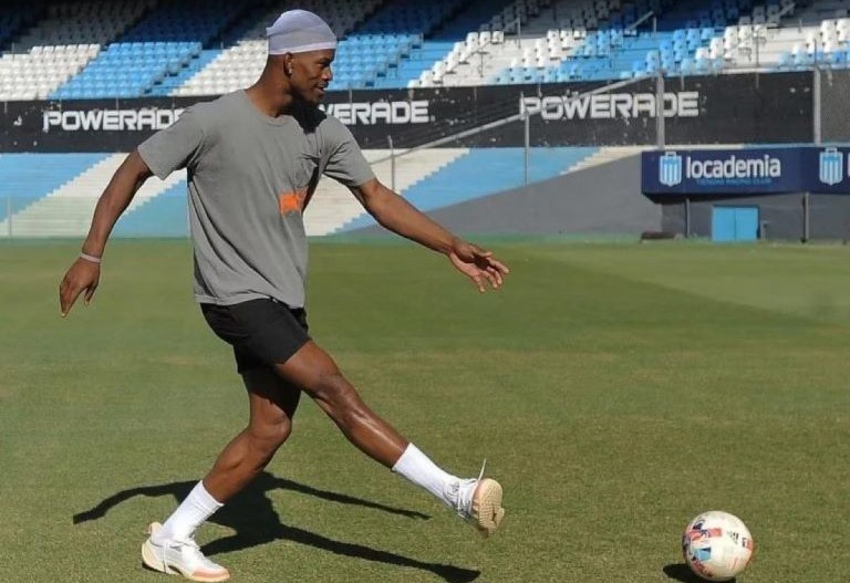 Básquetbol: Jimmy Butler, la estrella de la NBA que está en la Argentina y conoció las canchas de Boca y Racing