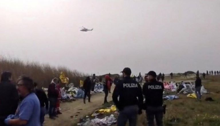 Italia: Naufragio de migrantes en el sur del país dejó 58 muertos, incluidos niños