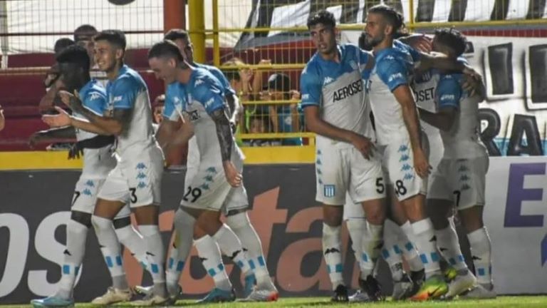 Fútbol: Racing venció a San Martín de Formosa por la Copa Argentina en Chaco