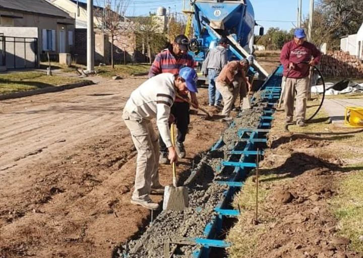 Bernardo Larroudé: Llegan soluciones para derivar aguas a lugares seguros