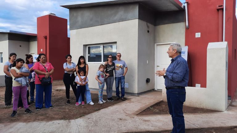 Se entregaron en Santa Rosa seis viviendas restantes del Plan “Mi Casa 2”