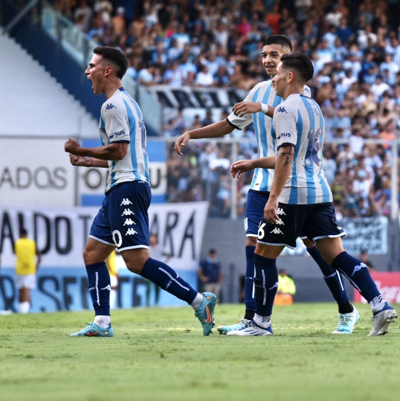 Fútbol: Racing venció por la mínima a Sarmiento en el Cilindro