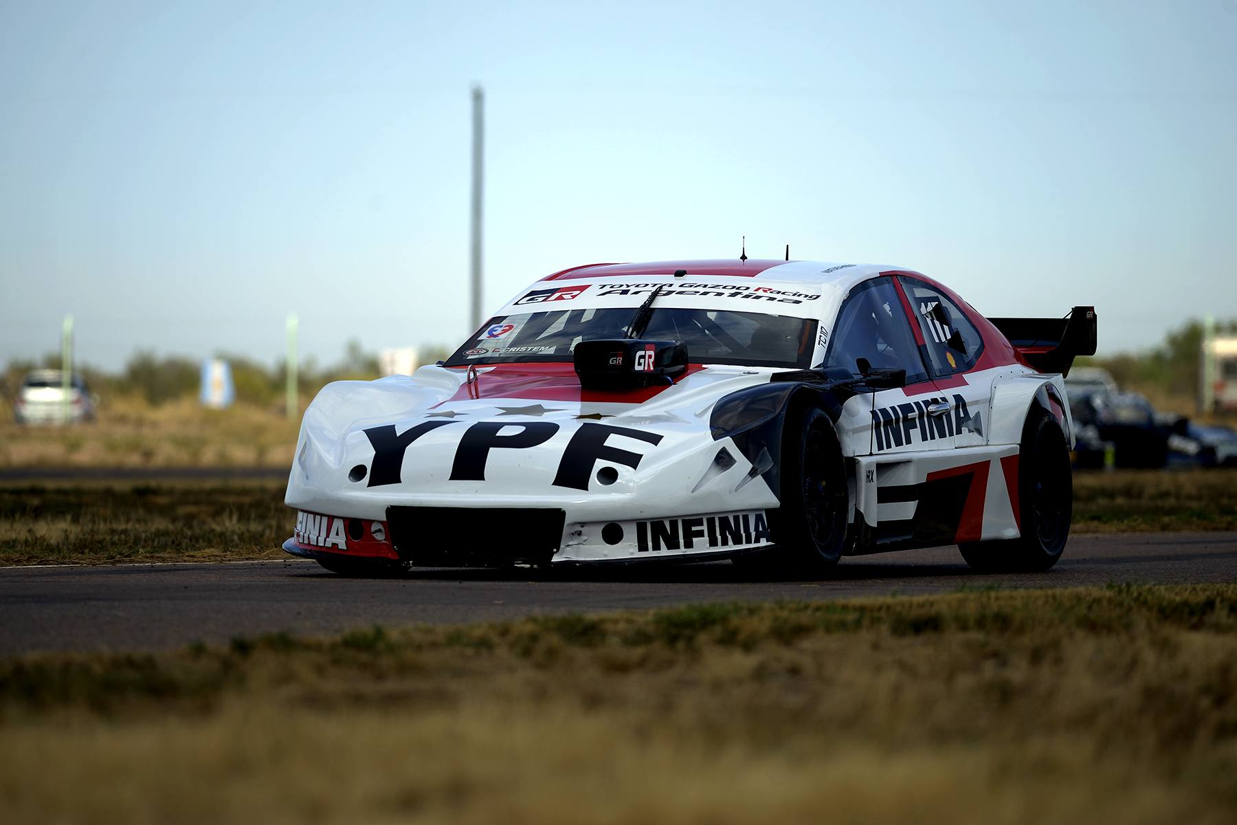 TC en La Pampa: Matías Rossi le dio la primera pole a Toyota