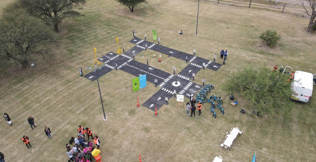 Estrellas Amarillas llevó el Parque Vial Itinerante a Lonquimay