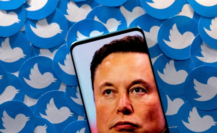 Elon Musk paga las insignias de verificación de celebridades en Twitter