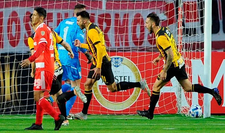 Fútbol: River cayó con The Strongest en su debut y arrancó con el pie izquierdo en la Libertadores