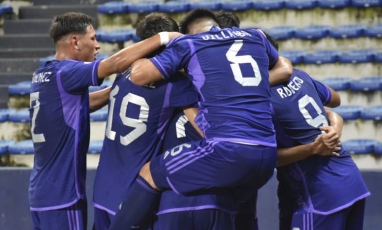 Fútbol: La Selección argentina Sub 17 goleó a Perú y avanzó al hexagonal final del Sudamericano