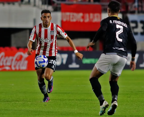 Fútbol: Estudiantes goleó a Tacuary por Copa Sudamericana