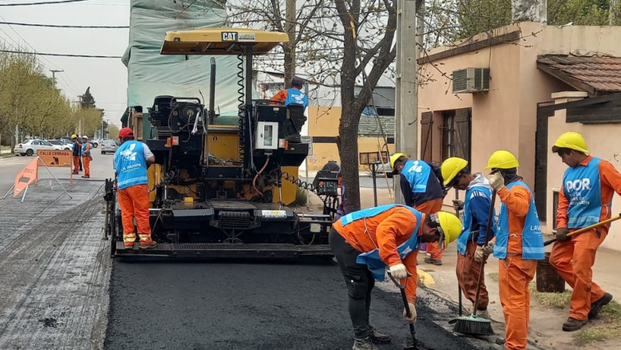 Trabajos de pavimentación en Santa Rosa, General Pico y Toay