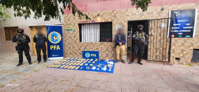 Santa Rosa: Policía Federal desarticuló un banda narcocriminal que operaba en La Pampa y Mendoza secuestrando 78 kilos de marihuana