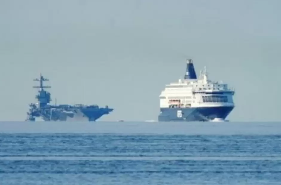 Europa del Este: El buque de guerra más grande del mundo arribó a Noruega y aumentó la tensión en Rusia