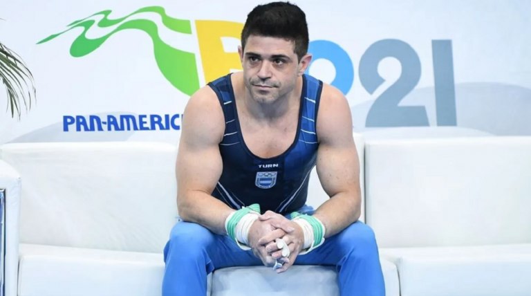 El ex atleta olímpico Federico Molinari rompió el silencio tras la denuncia por grooming contra una alumna