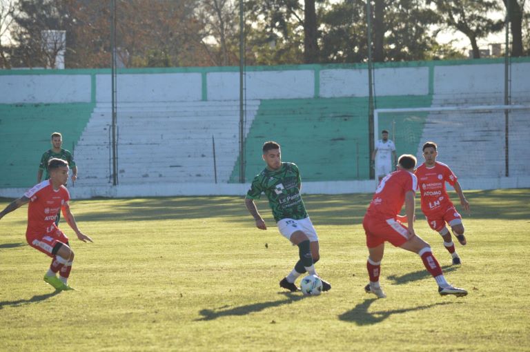 Fútbol: Ferro de Pico sufrió una nueva derrota como local y se aleja de los objetivos en el Federal “A”