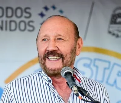 Formosa: Insfrán desdobló las elecciones e irá a las urnas el 29 de junio
