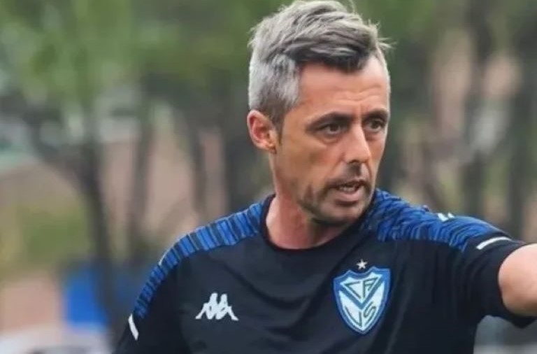 Fútbol: Se suspendió Racing – Vélez por el fallecimiento de Hernán Manrique