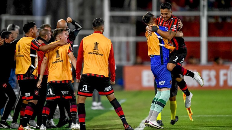 Fútbol: Patronato hizo historia, goleó a Melgar y logró su primer triunfo en la Copa Libertadores