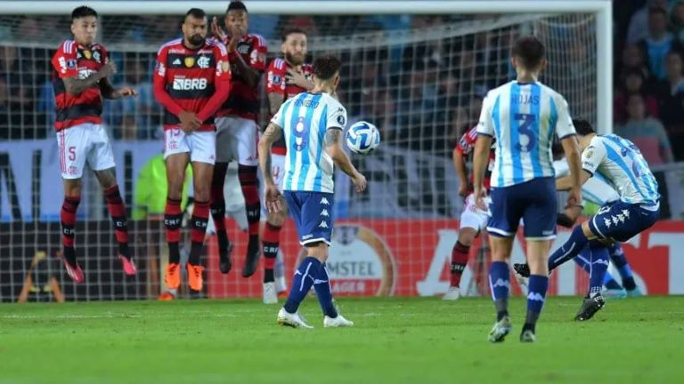 Fútbol: Racing empató ante Flamengo y sacó un punto clave por la Libertadores