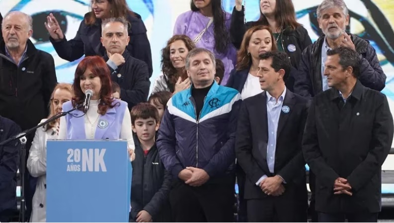 A 20 años del gobierno de NK: Cristina elogió al Gobierno y criticó a Macri y a la Corte Suprema