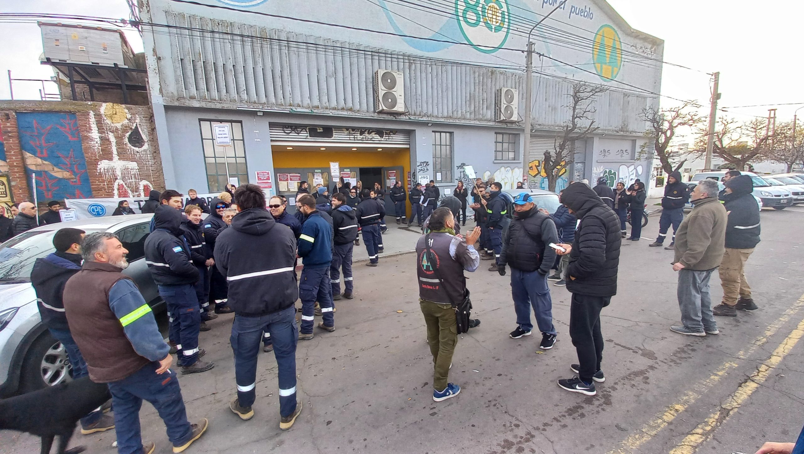 Trabajadores autoconvocados de la CPE siguen sin respuestas: “Se manejan como dueños de estancia”