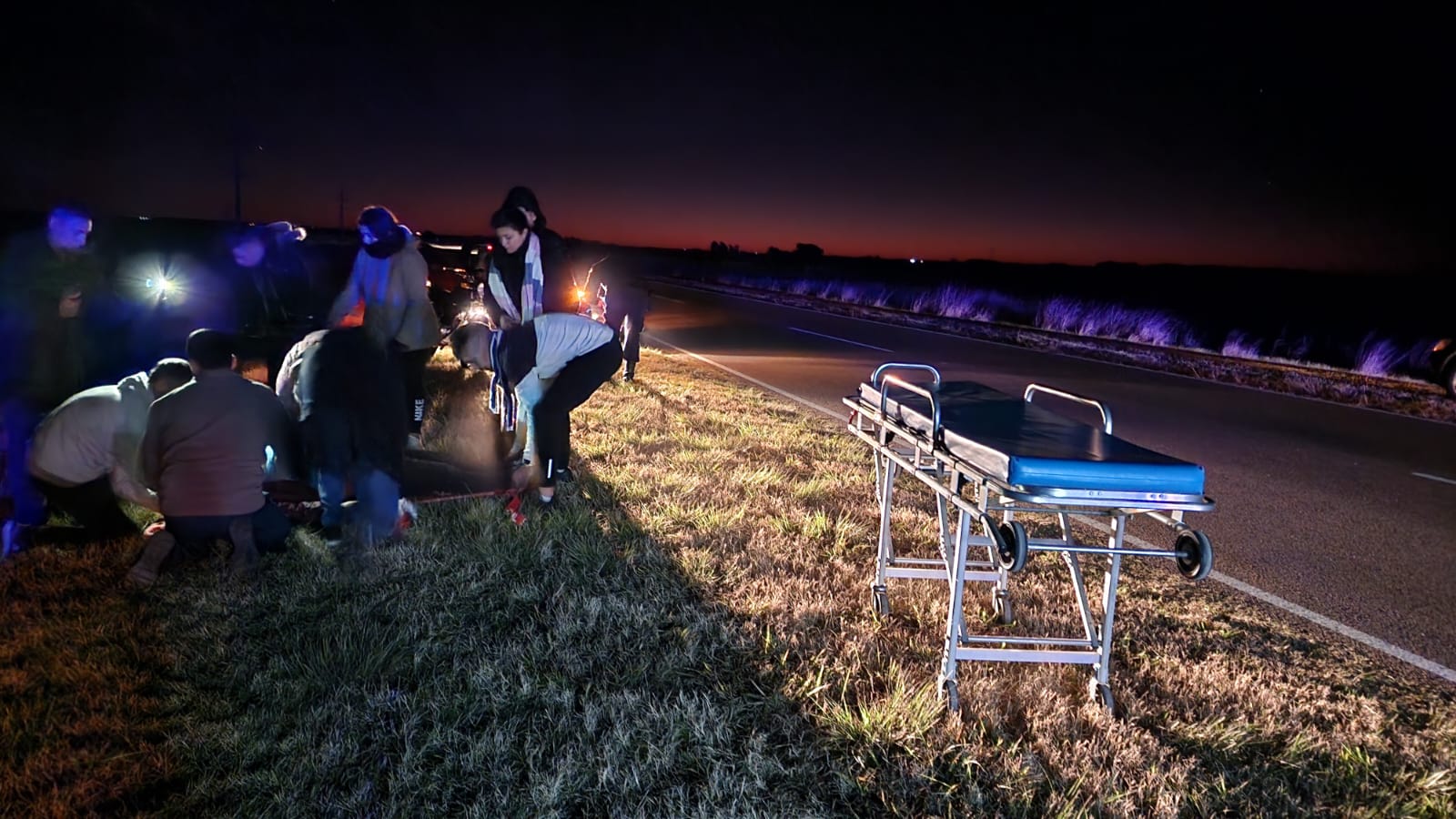 General Pico: Un joven se encuentra en estado grave luego de caer de un moto en la ruta provincial Nº4