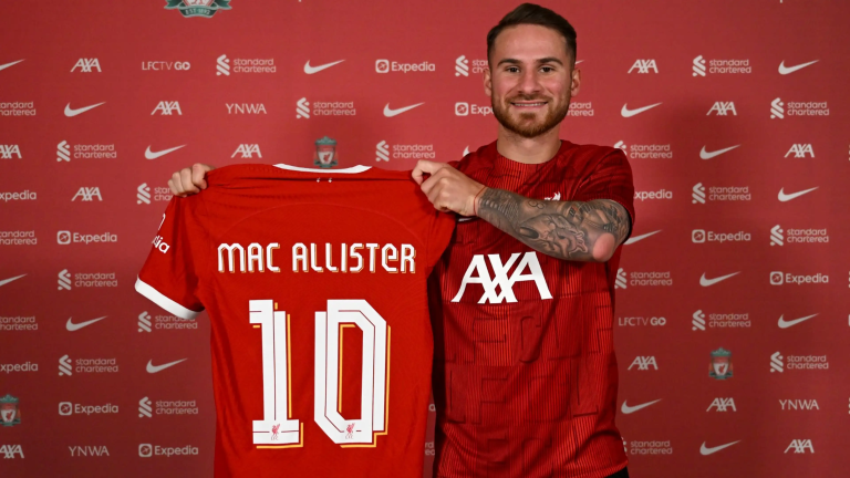 Fútbol: Liverpool presentó al pampeano Alexis Mac Allister como nuevo refuerzo y con el 10 en la camiseta