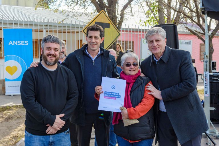 Santa Isabel: Con la presencia del ministro De Pedro hubo inauguración, anuncios y reivindicación de los derechos hídricos de La Pampa sobre el Atuel