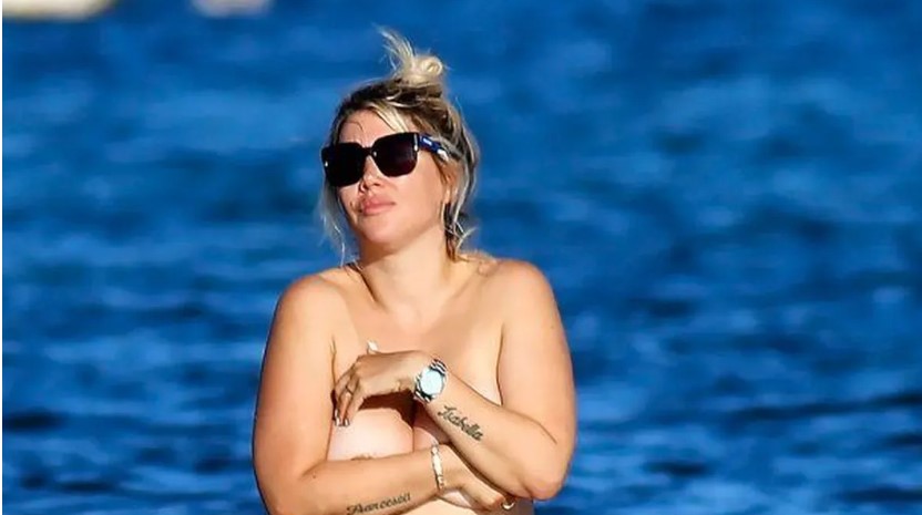 “Viene de regalo un striptease”: Wanda Nara no se dio cuenta y mostró de más en una foto