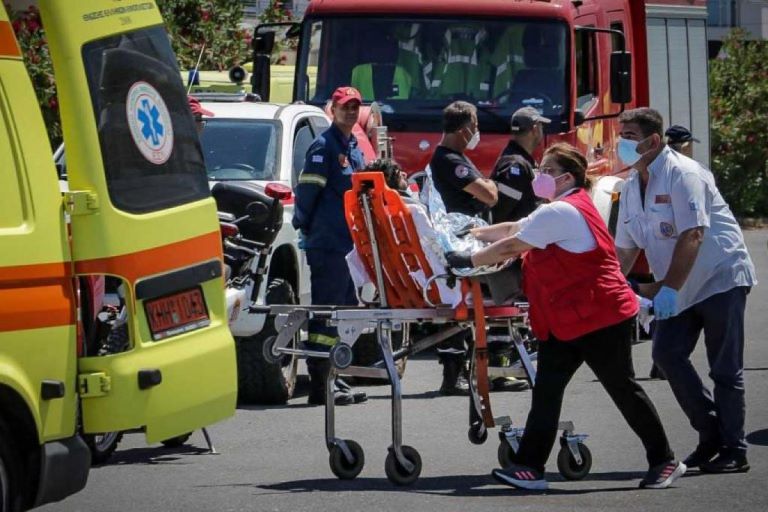 Grecia: Murieron 78 personas tras el hundimiento de un barco de refugiados en el sudoeste del país