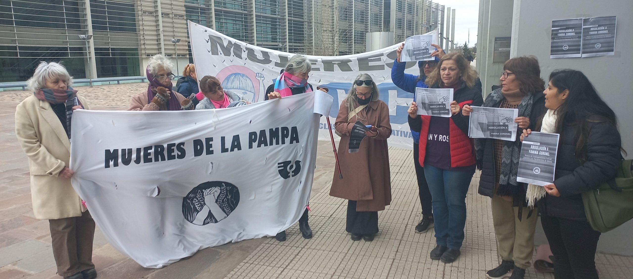 Caso policía envenenado: Movimiento de Mujeres piden la absolución de Yanina Coronel