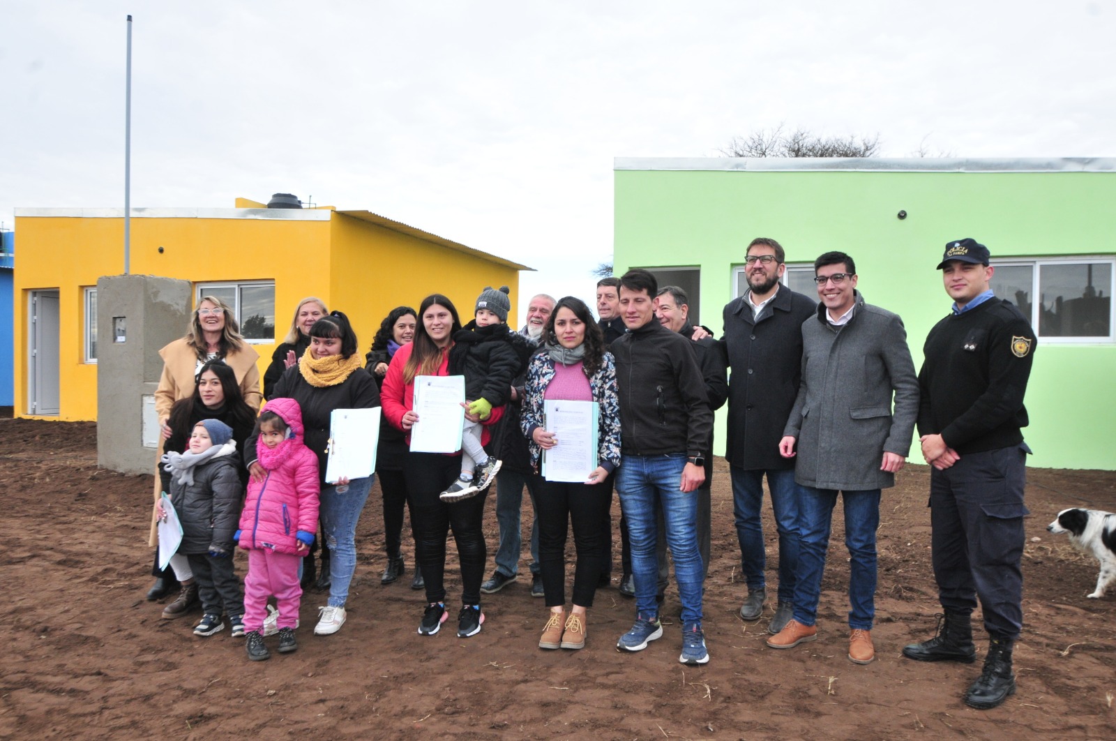 Cuatro familias de Metileo recibieron su casa del Plan Mi Casa 1