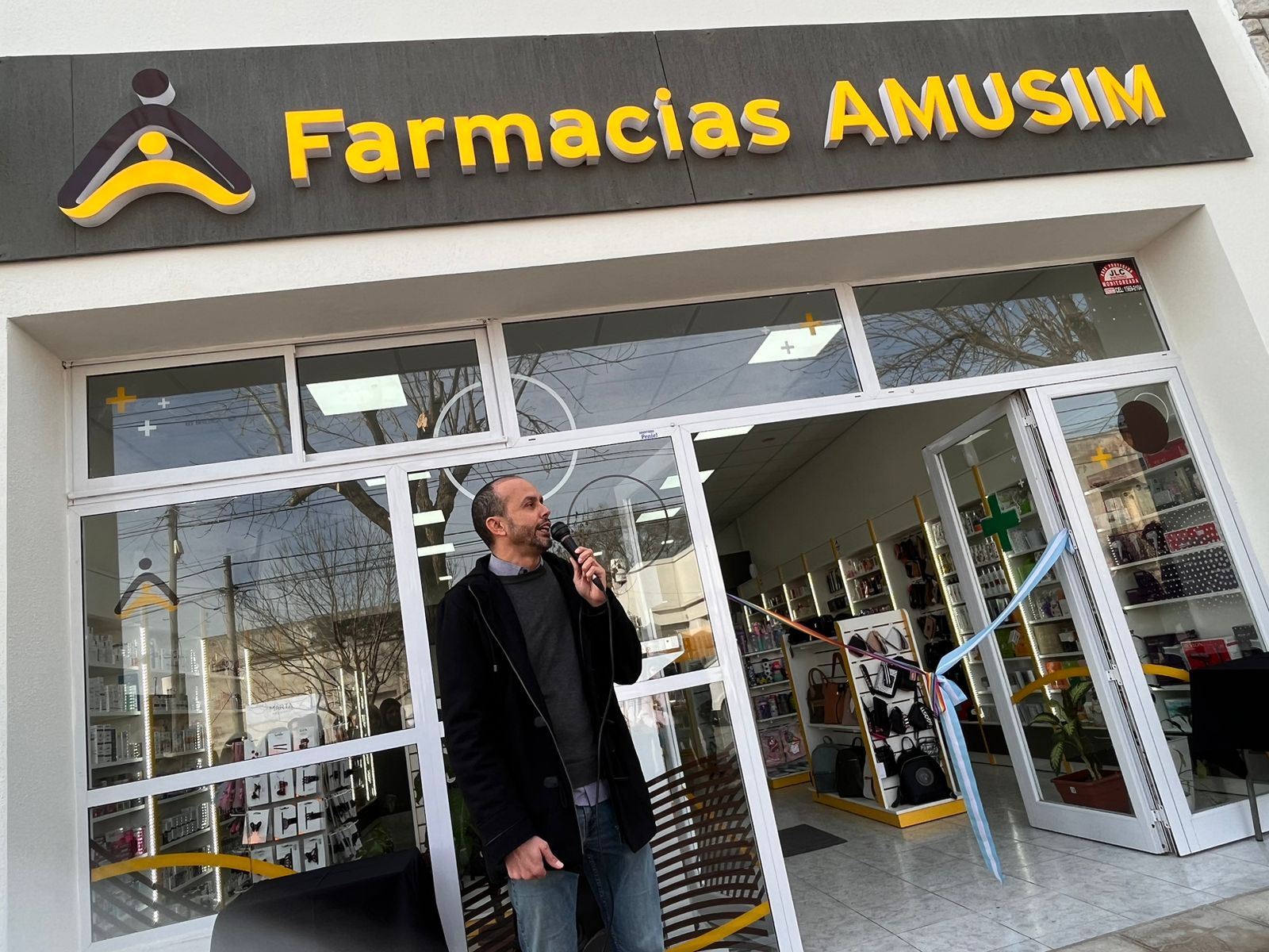 AMUSIM inauguró una farmacia en General Acha