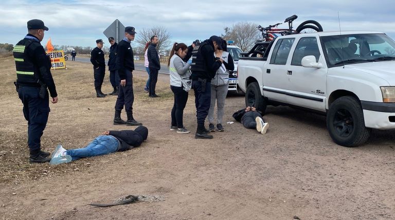 General Pico: La Policía detuvo a dos hombres que cometieron un robo a mano armada en Catriló