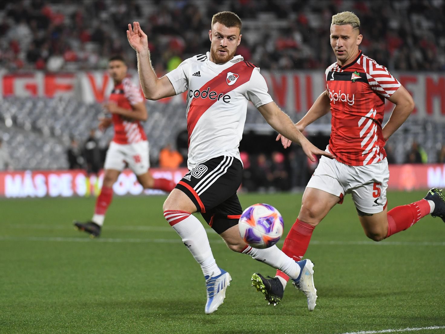 Fútbol: River recibe a Estudiantes con la ilusión de dar la vuelta olímpica