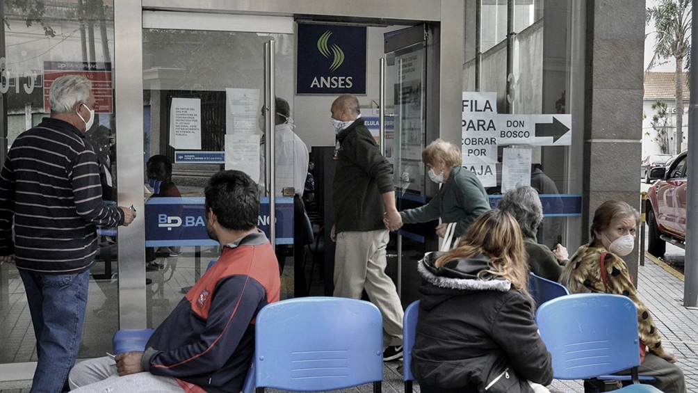 Jubilados y pensionados: Desde el martes no se exigirá la fe de vida para cobrar haberes