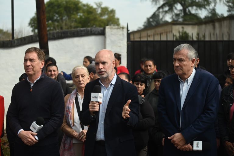 Elecciones 2023: Rodríguez Larreta sigue con la campaña y estuvo en el convento donde José López revoleó los bolsos con dólares