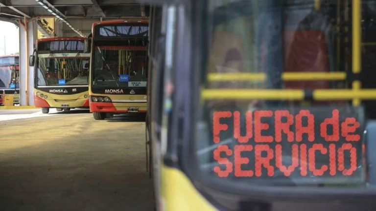 La Unión Tranviarios Automotor anunció un paro de colectivos para este viernes