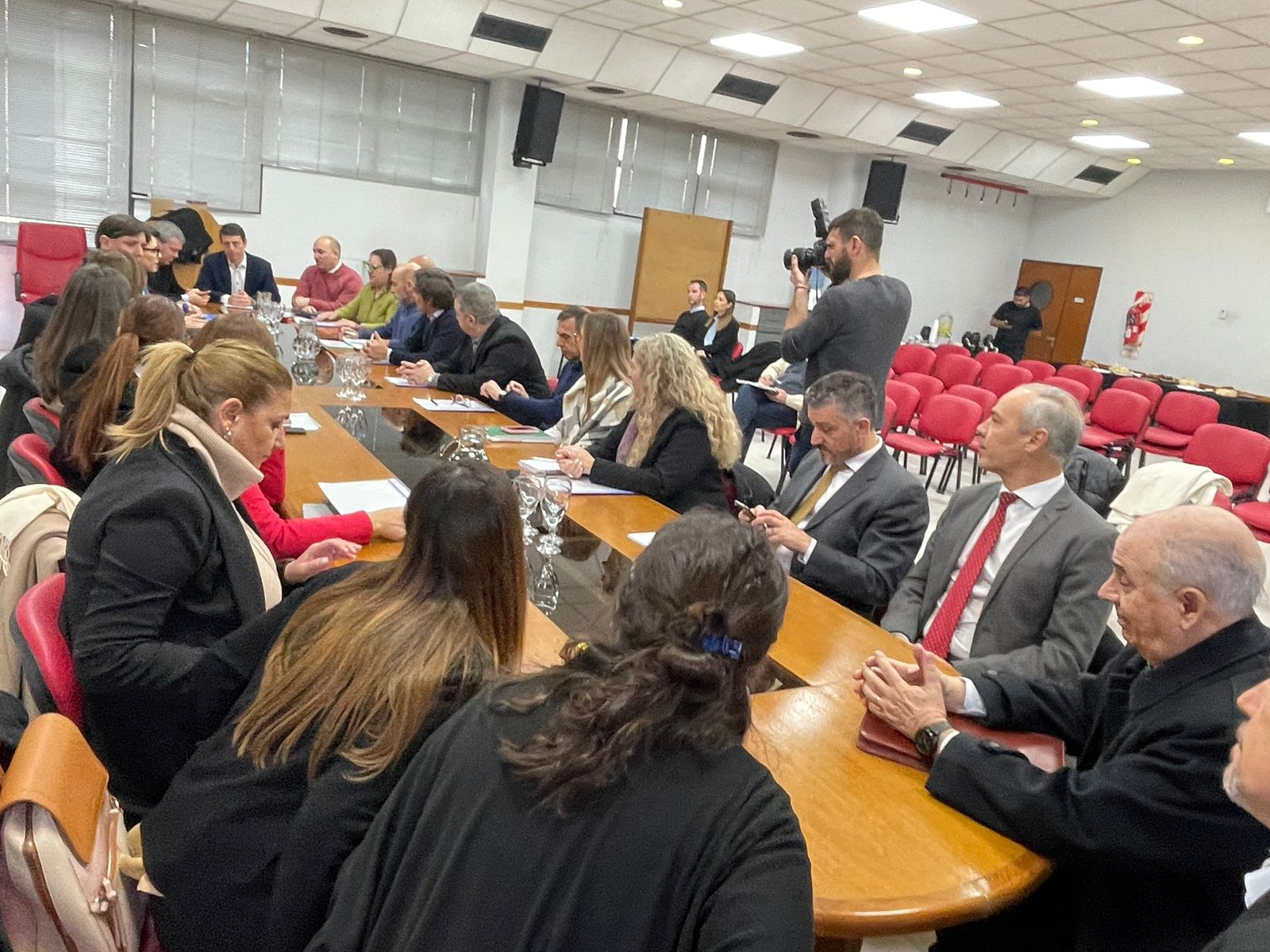 Primera reunión de la Comisión Redactora del Código Procesal de Familia