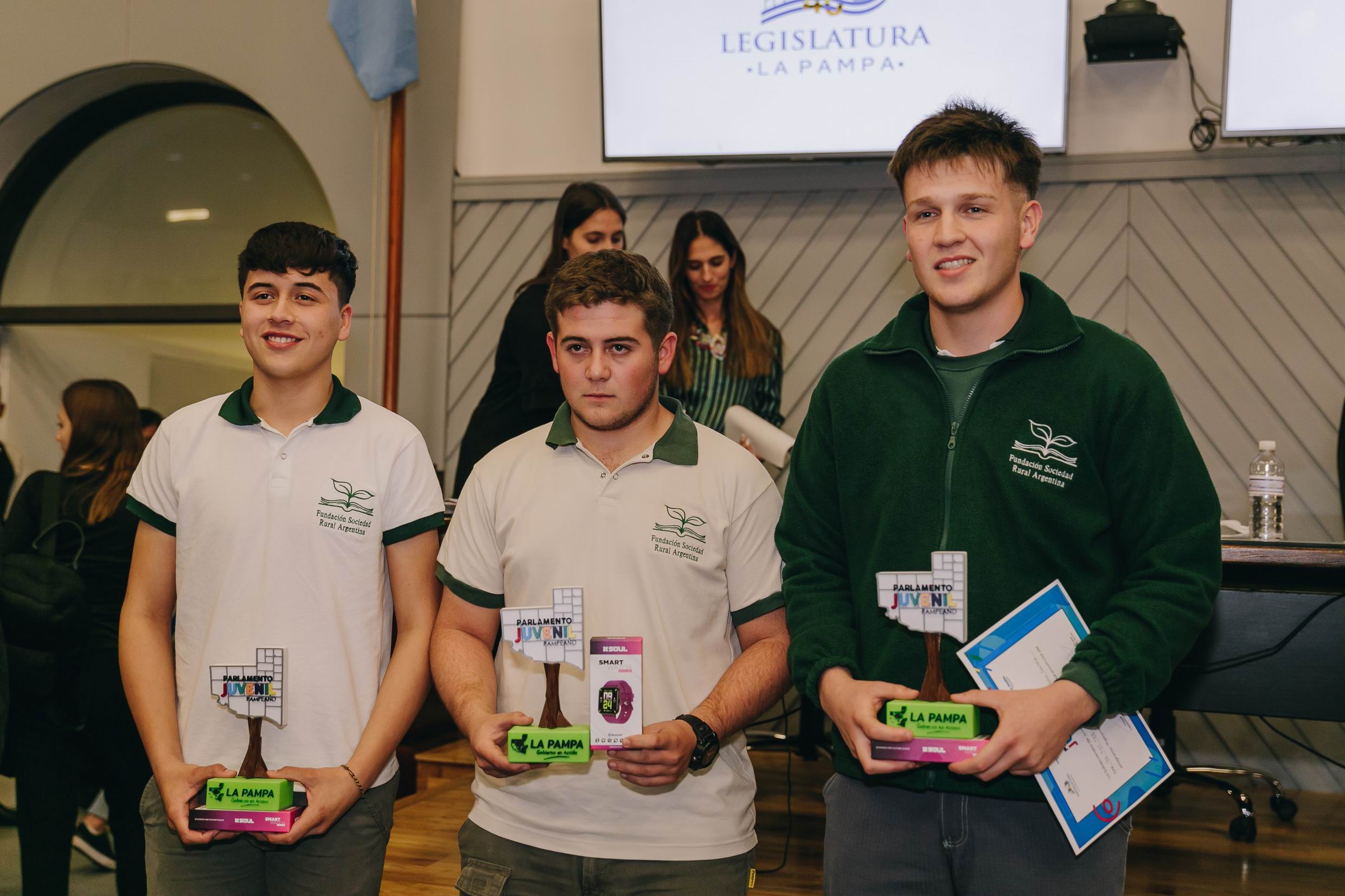 Parlamento Juvenil: Un proyecto realiquense sobre cuidado del ambiente ganó el premio mayor