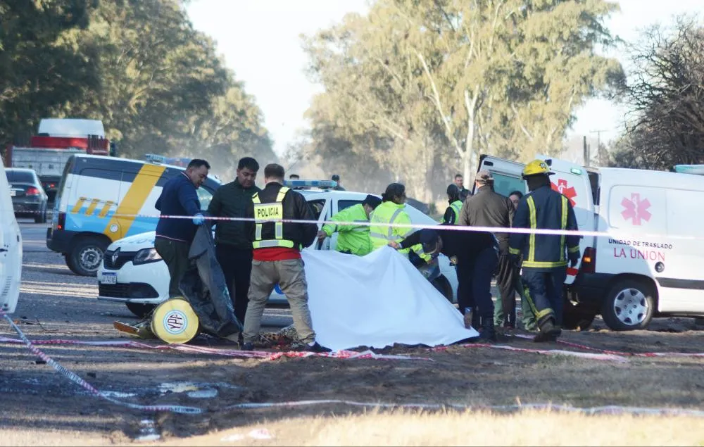 Un hombre y un niño murieron en un choque frontal producido en la ruta Nº5