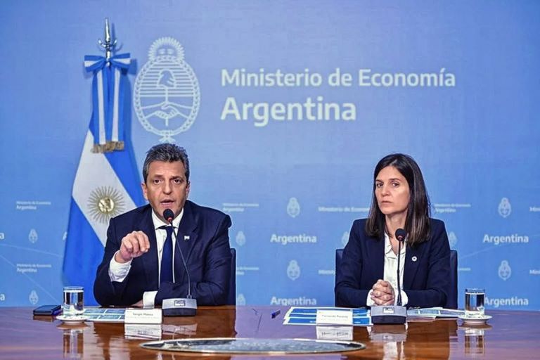 Antes de las elecciones, el Gobierno anunció el nuevo aumento de las jubilaciones y planes sociales