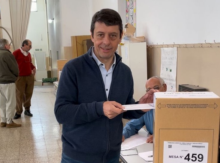 Ariel Rauschenberger ya votó en Bernasconi