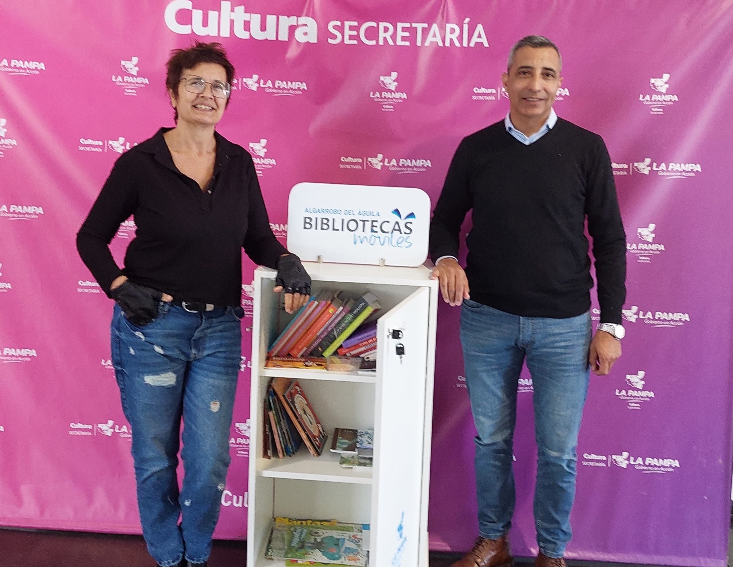 Algarrobo del Águila incorporó dispositivo de libros para lugares públicos