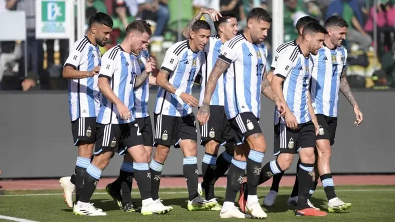 Fútbol: Argentina se hizo fuerte en la altura de La Paz y goleó a Bolivia