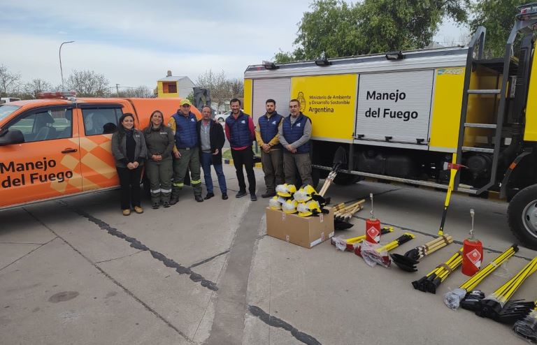 Llegó importante equipamiento para lucha y prevención de incendios forestales en La Pampa