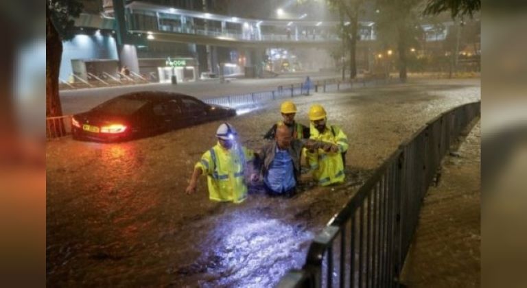 Asia: Hong Kong y la ciudad china de Shenzhen padecen lluvias memorables