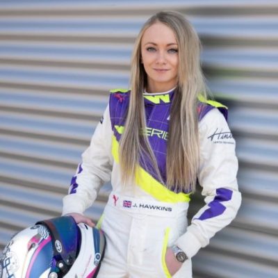 Automovilismo: Jessica Hawkins se convirtió en la primera mujer en cinco años en probar un F1