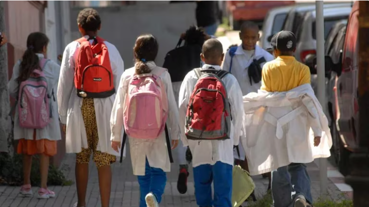 Un niño de cinco años murió en Uruguay por escarlatina y la educación pública está en alerta por nuevos casos