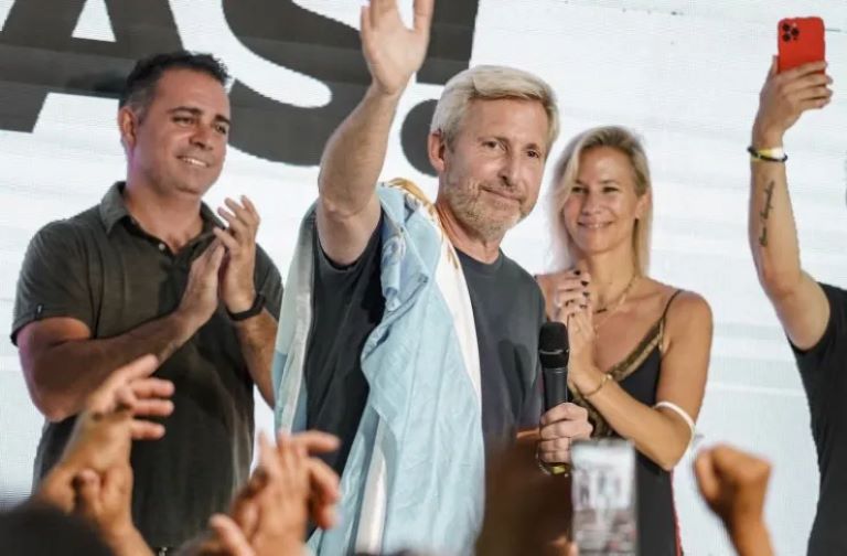 Elecciones 2023: Frigerio se quedó con la gobernación de Entre Ríos en una definición muy ajustada