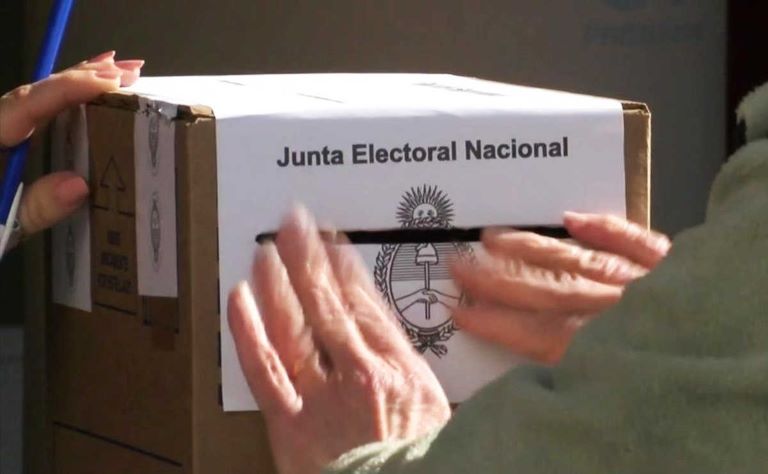 Elecciones 2023: Qué se necesita para ganar en primera vuelta en la Nación y en CABA y cómo se resuelve en la Provincia