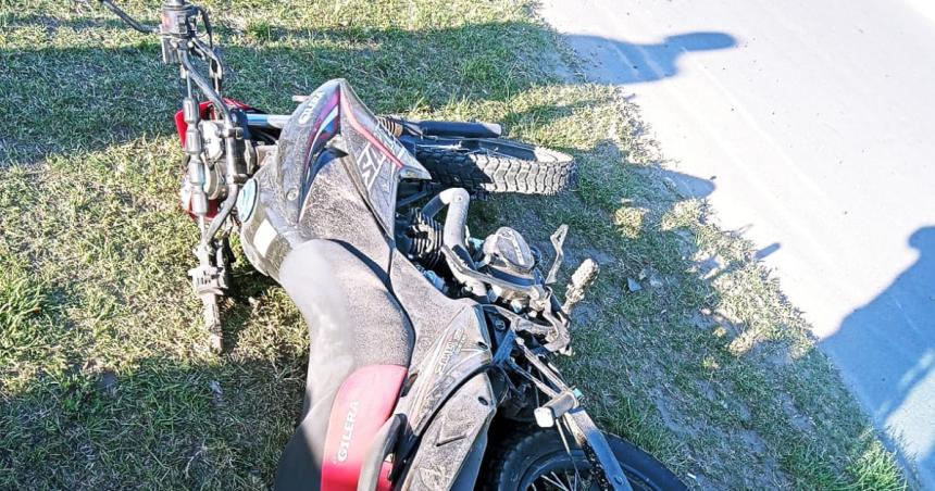 Santa Rosa: Un motociclista con lesiones tras ser embestido por un auto